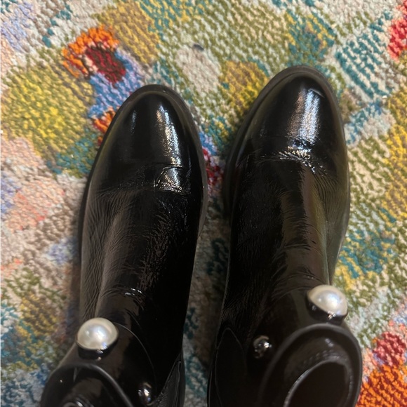 Karl Lagerfeld Paris Studded Chelsea Boots - 8.5 - Picture 2 of 3